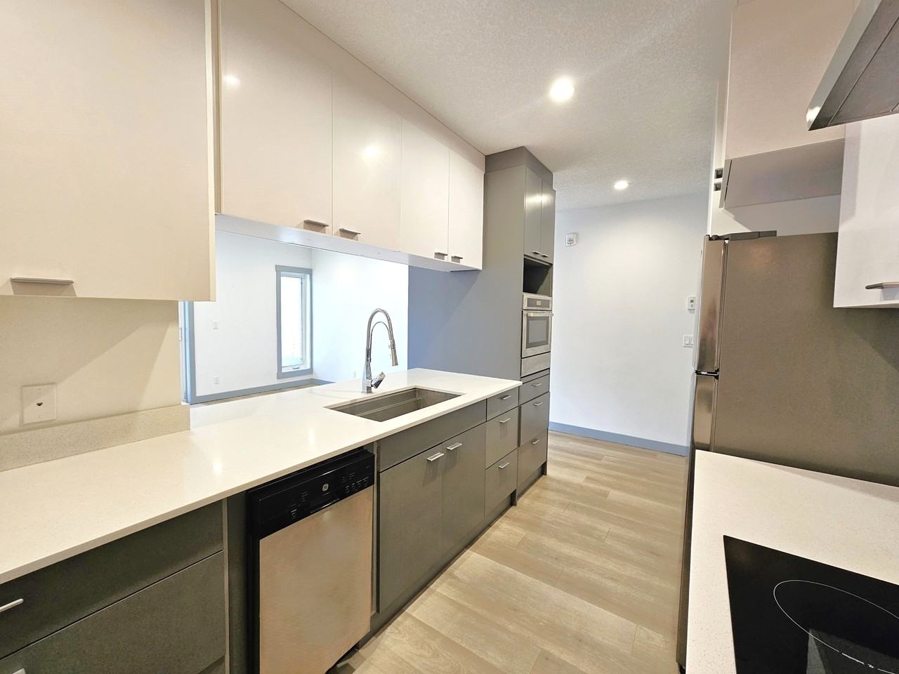 Parkhill II - Photo 7 of 15