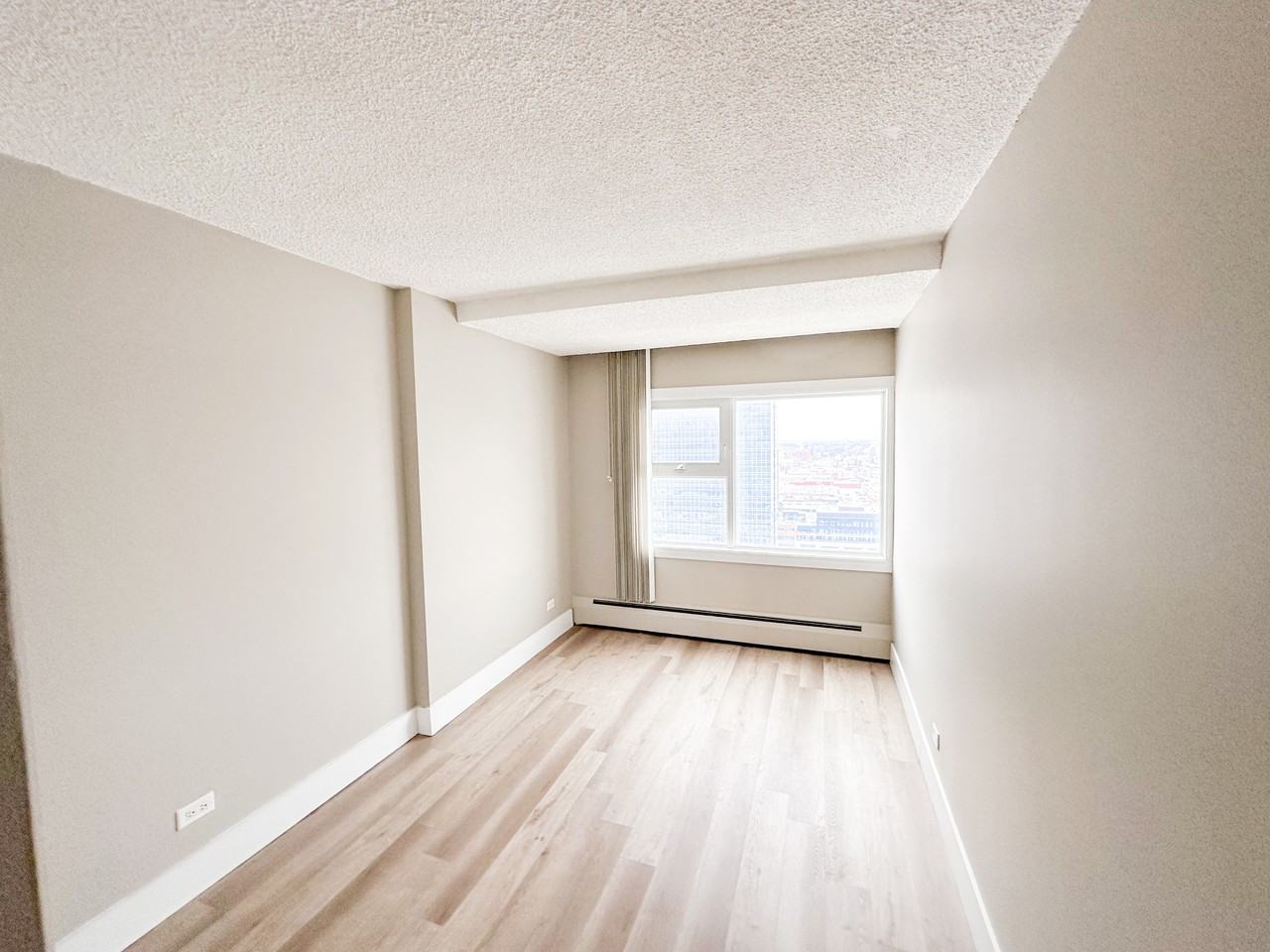 Mainstreet Tower - Photo 6 of 40