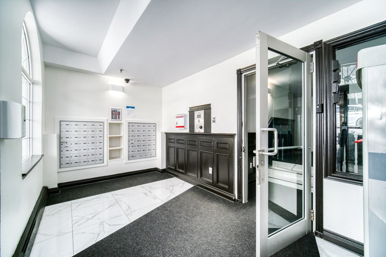 Prince Joe Castle - Photo 7 of 10