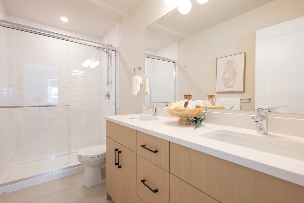 Cedarbrook Row Homes - Photo 6 of 23