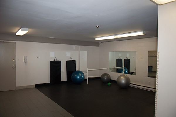 Chelsea Place - Photo 4 of 36