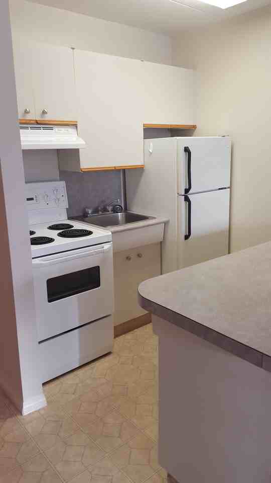 Parkwood Square - Photo 3 of 37