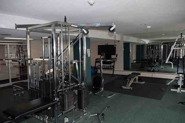 Chateau 100 - Photo 5 of 24