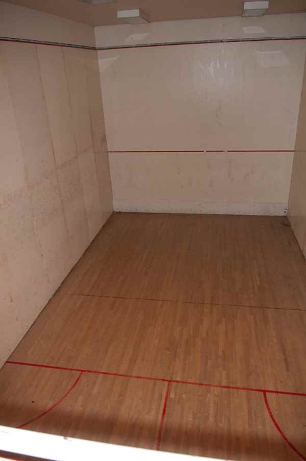 Chateau 100 - Photo 6 of 24