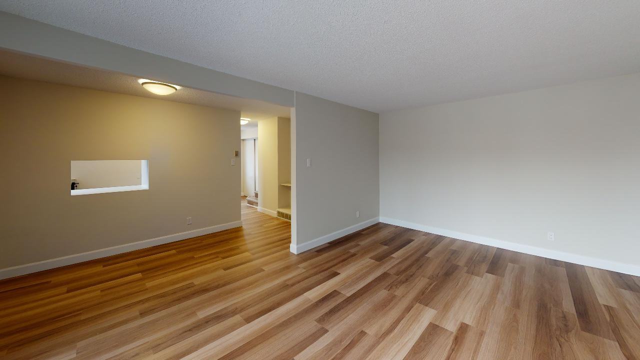 Ogilvie & Elmridge - Photo 5 of 12