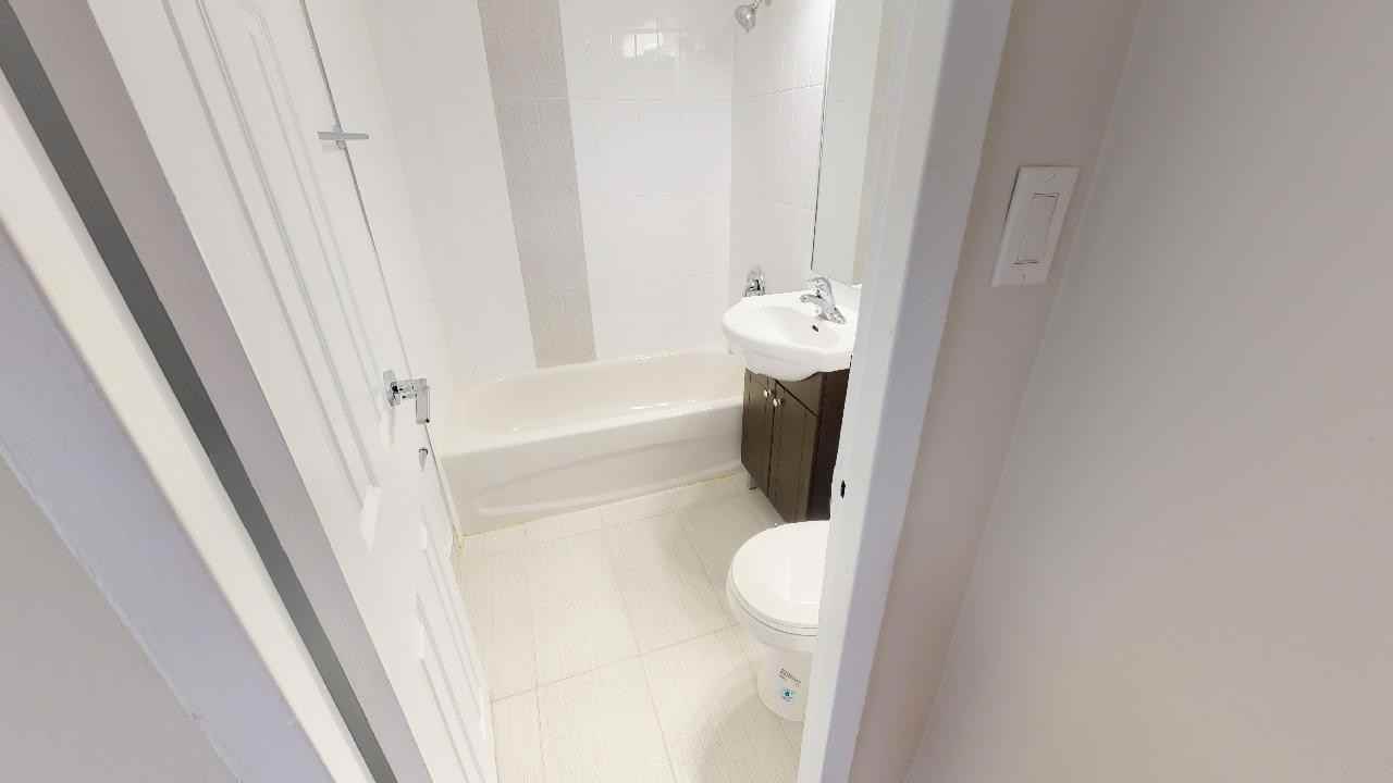 155 Lake Shore - Photo 4 of 8