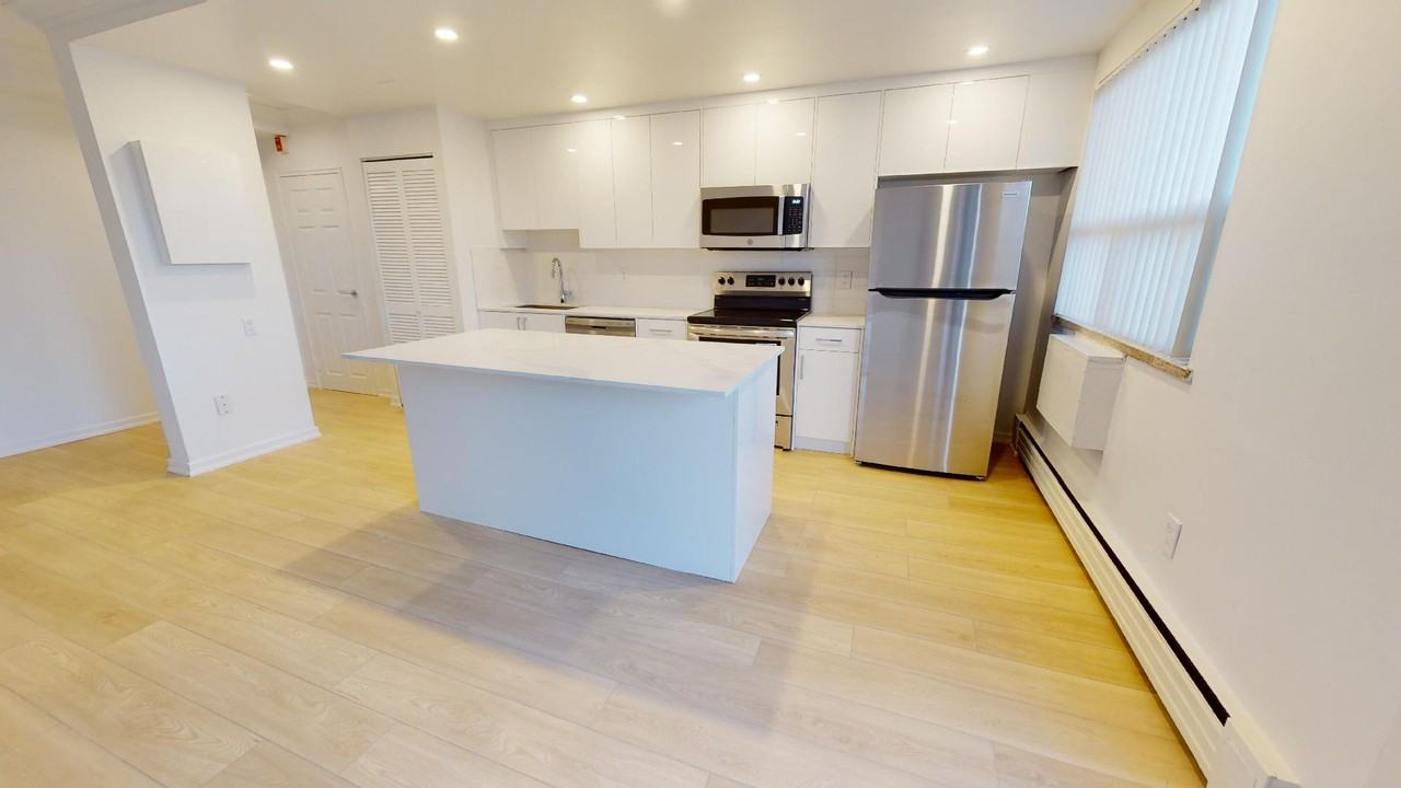 265 Reynolds - Photo 2 of 11