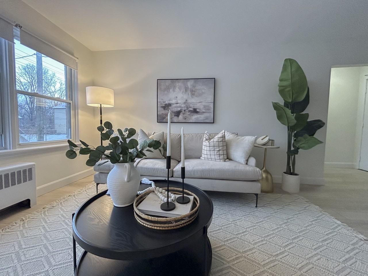 939 Western - Photo 2 of 44