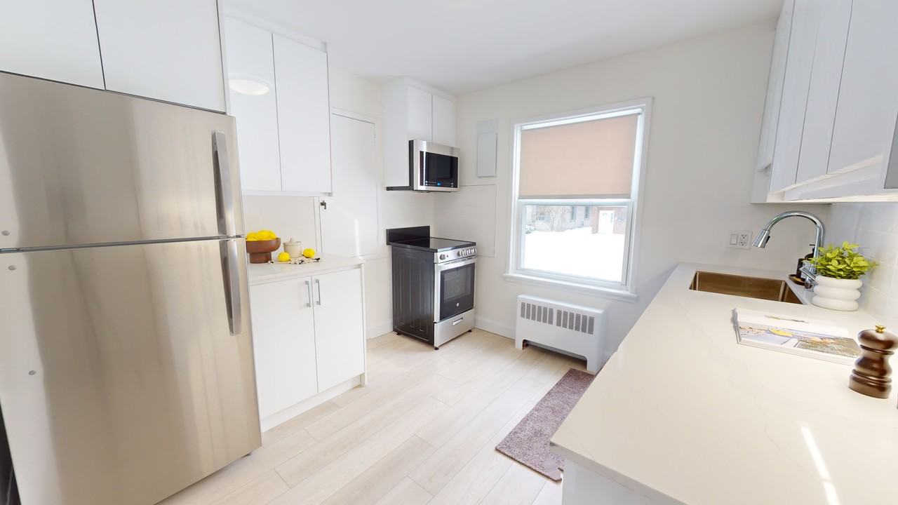 939 Western - Photo 6 of 44