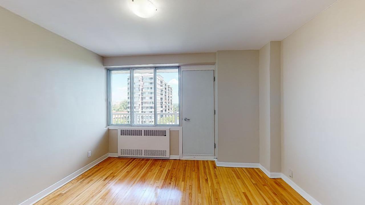 Trent & Kingsley - Photo 7 of 14