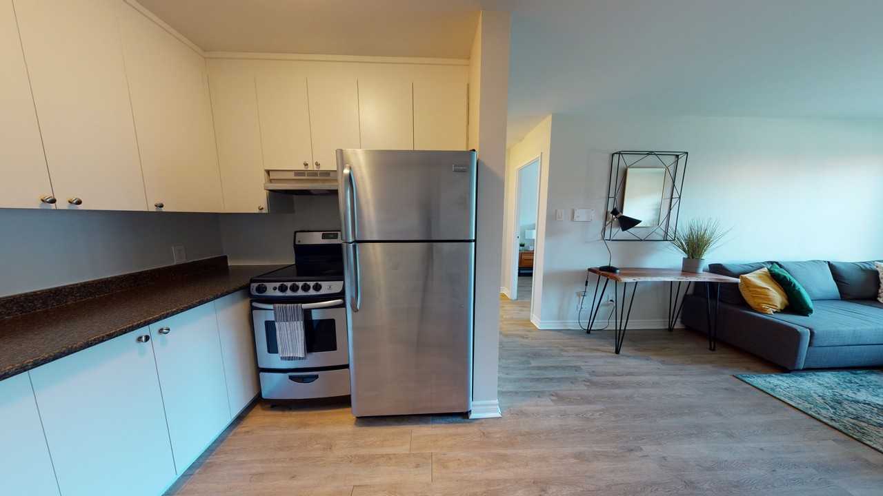 Rue Mistral - Photo 2 of 22