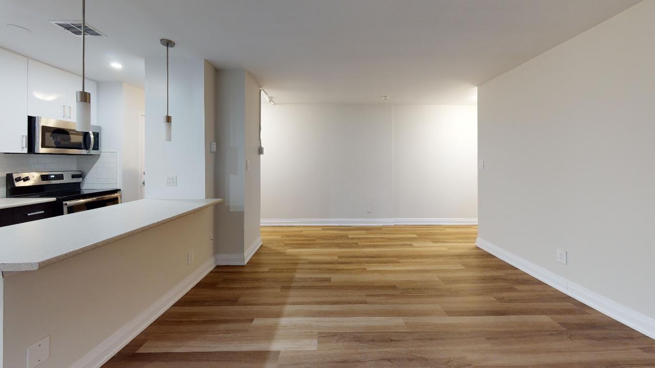 Slessor Boulevard - Photo 6 of 10