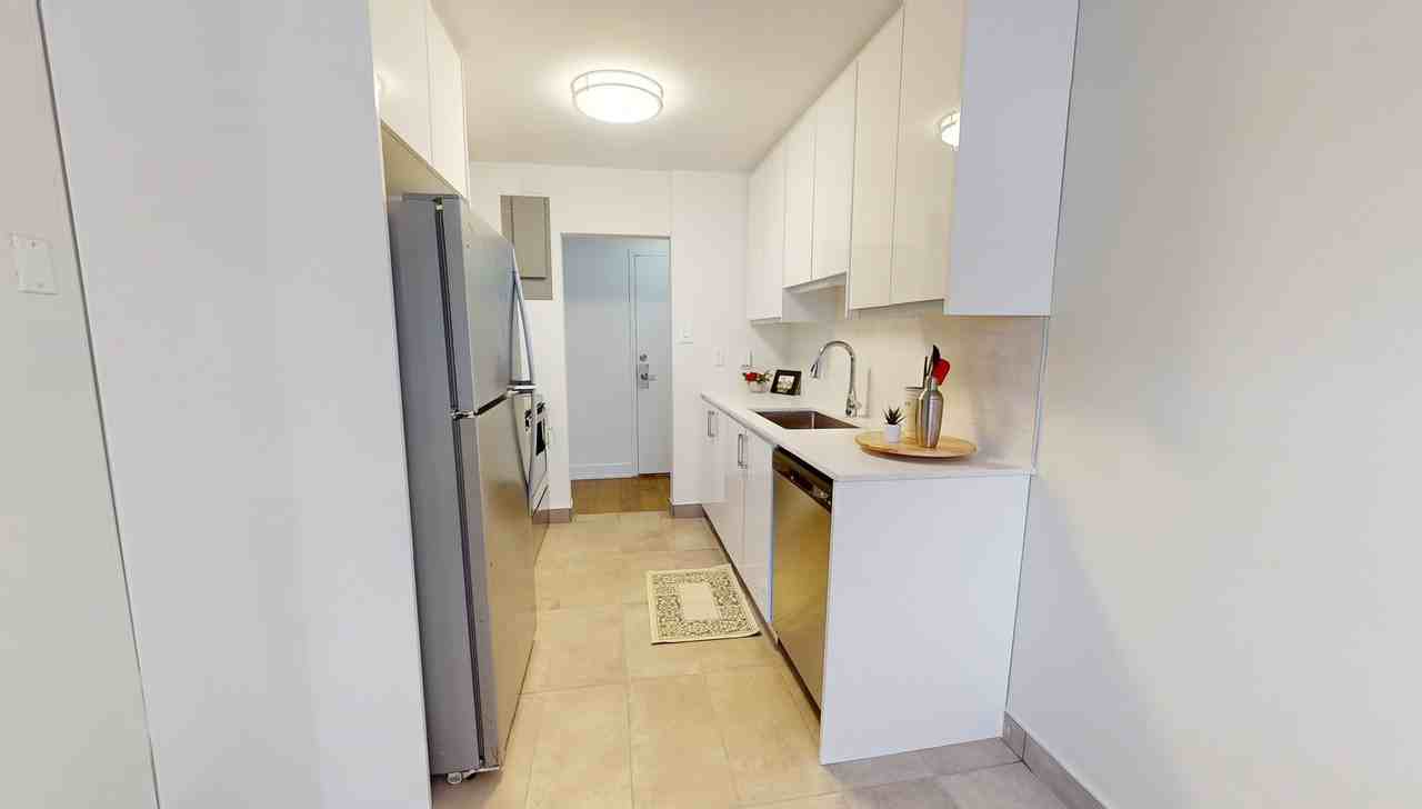 Gordon Avenue - Photo 6 of 15