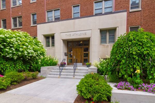 225 MacLaren - Photo 7 of 20