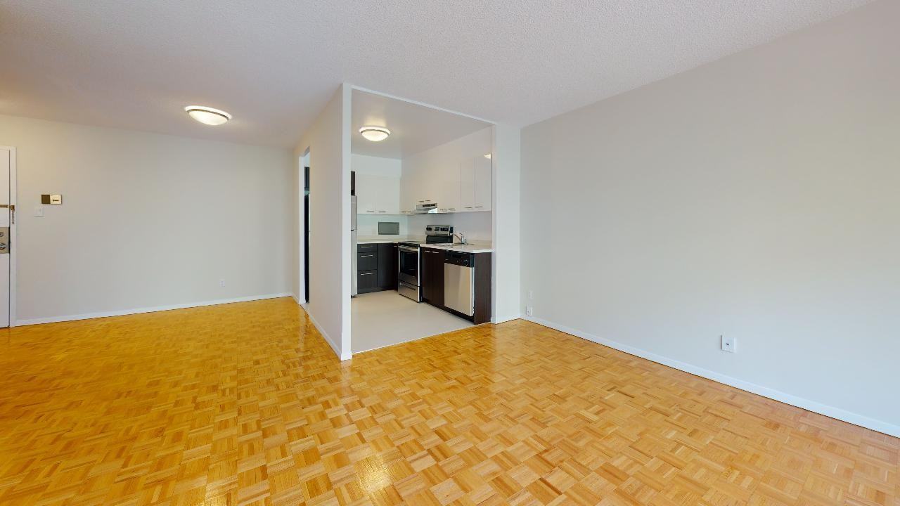 5160 Gatineau - Photo 5 of 11