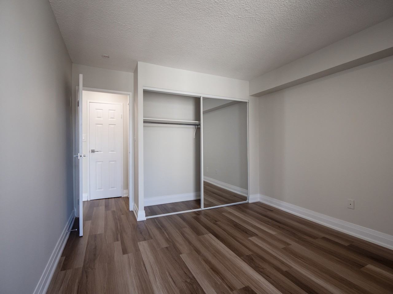 378 Vine - Photo 7 of 9