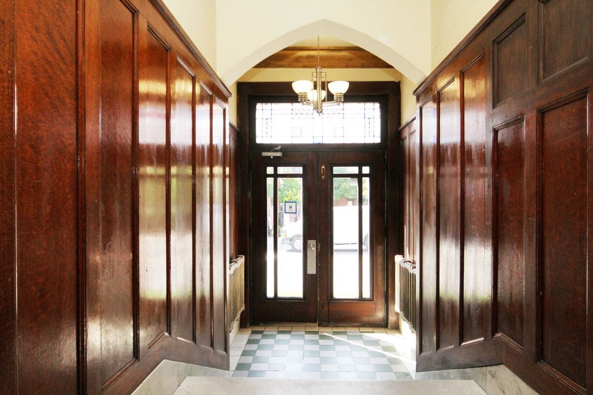 447 Somerset - Photo 5 of 7