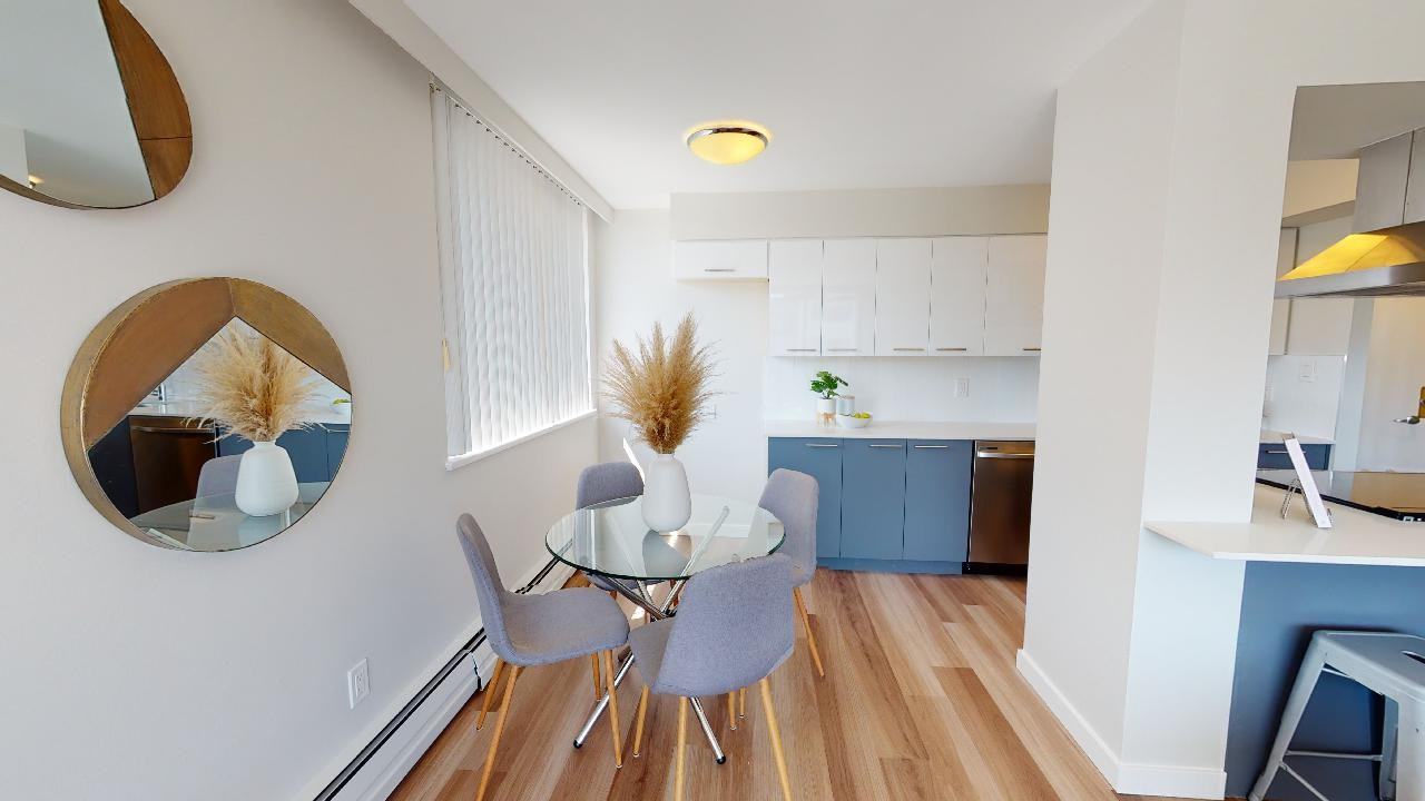 1326 West 13th - Photo 5 of 11