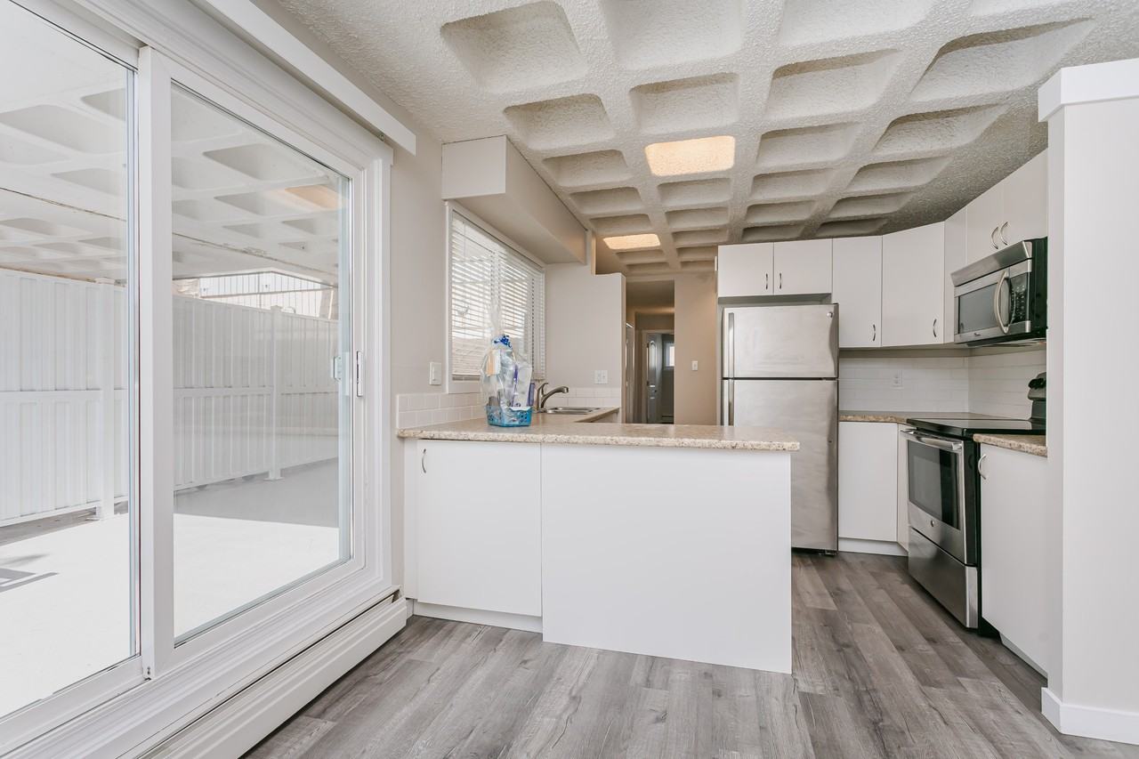 7715 159st - Photo 7 of 50