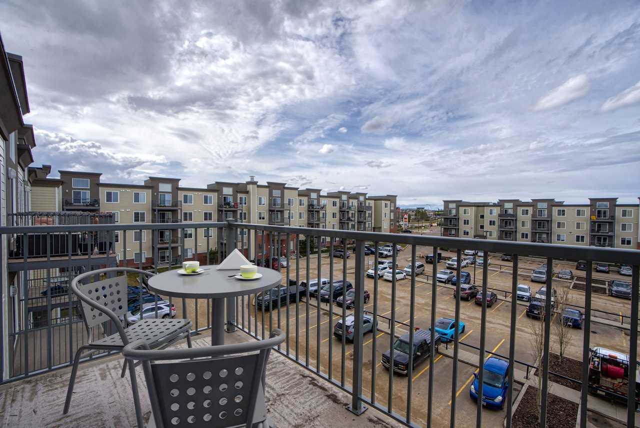 Hollick Kenyon - Photo 3 of 50