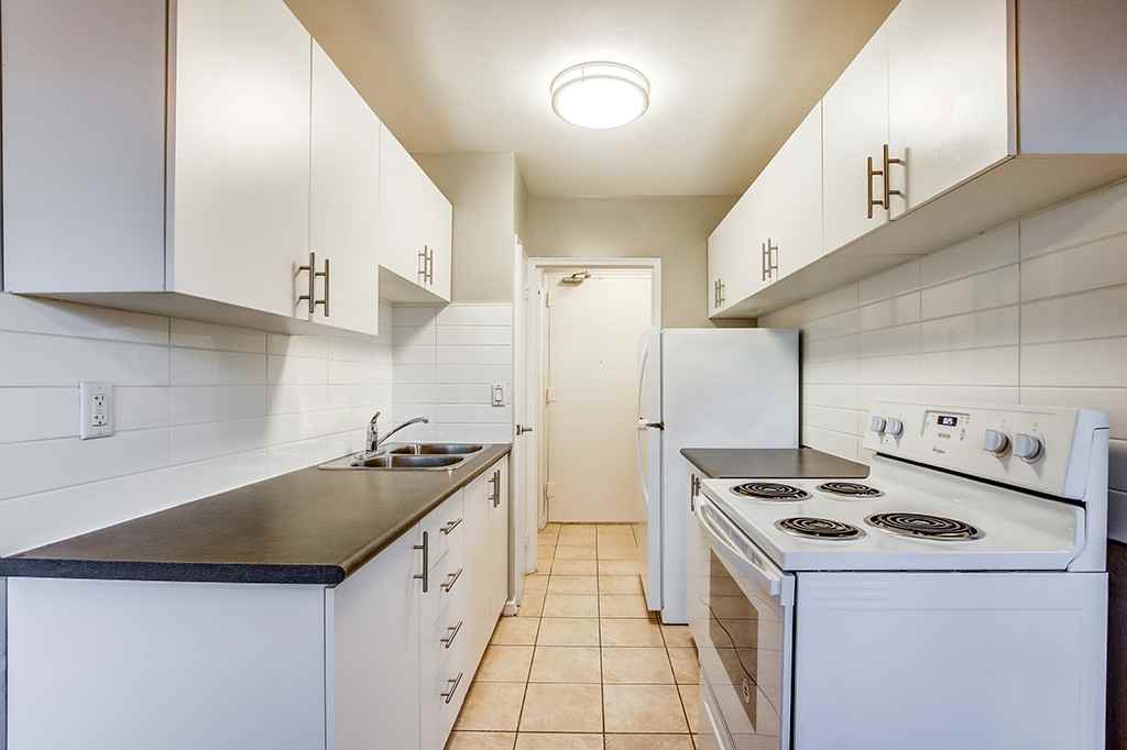 The Links Road - Photo 5 of 11