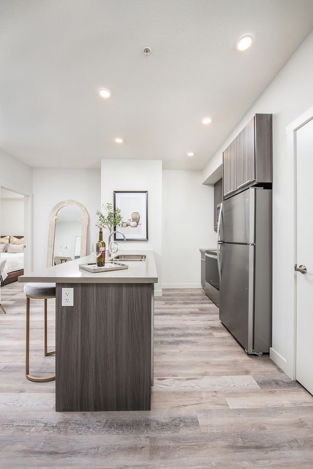 Henday Suites - Photo 5 of 25