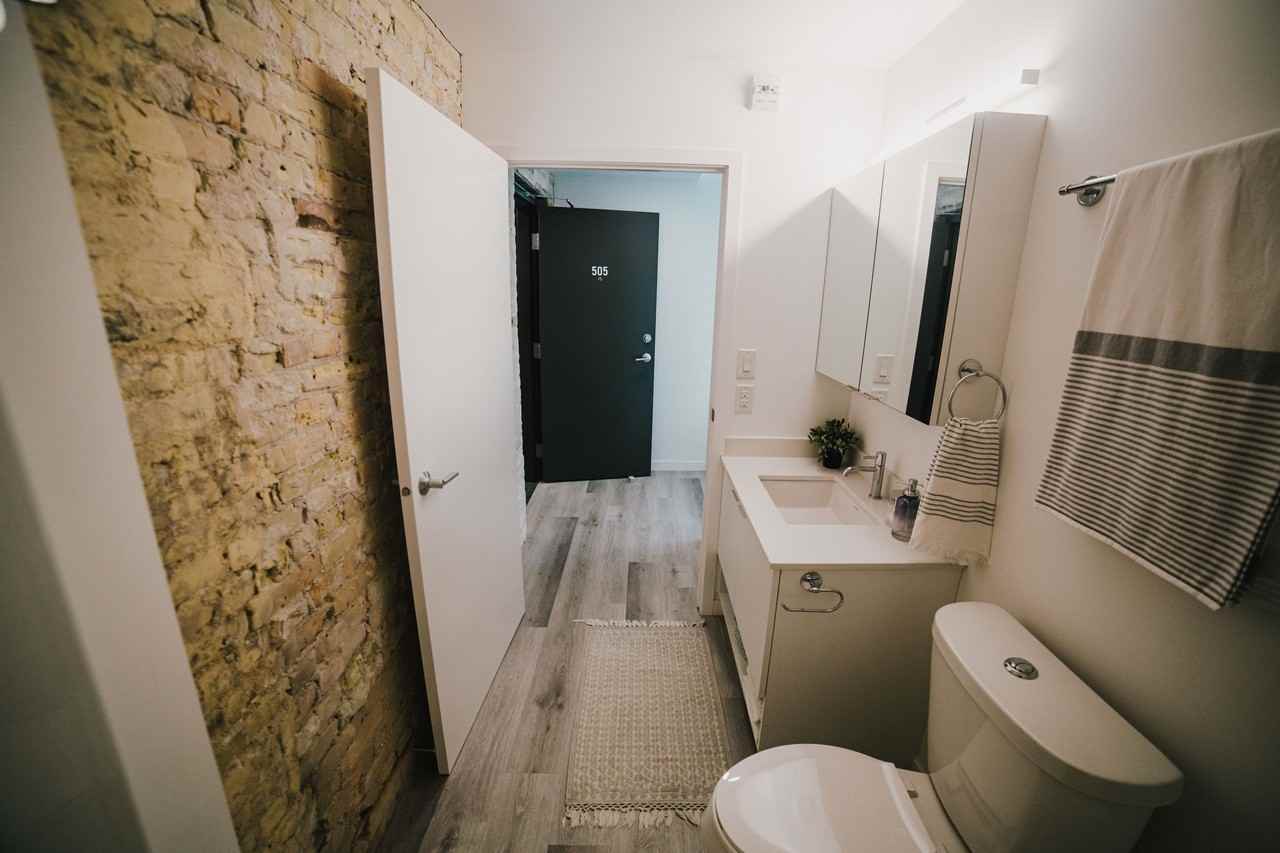 Warehouse 1885 - Photo 4 of 41