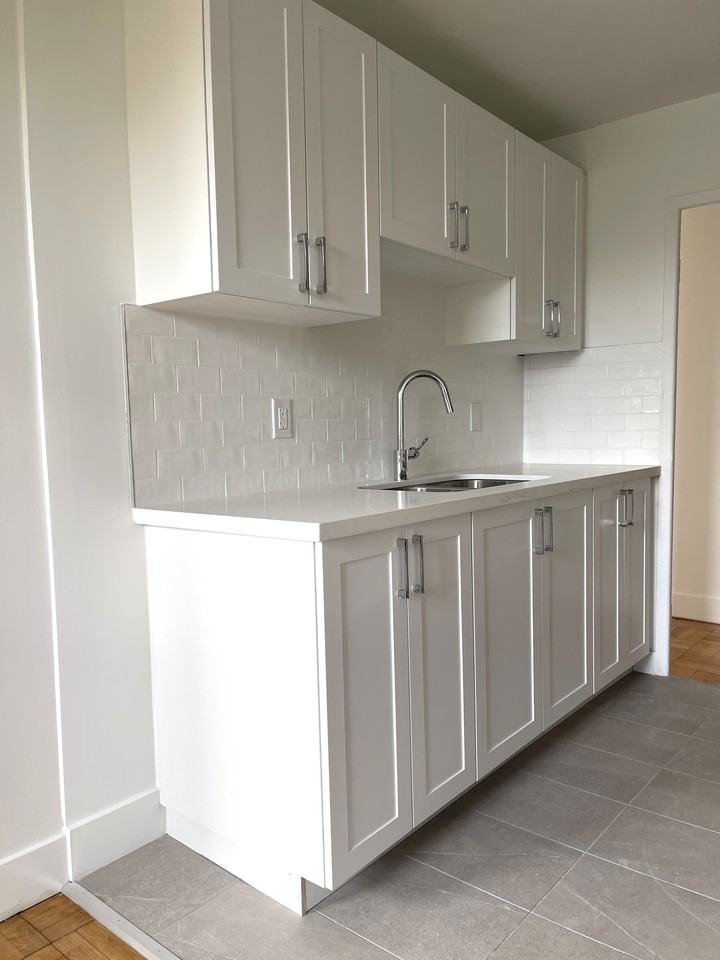 8 Newholm Road - Photo 2 of 10