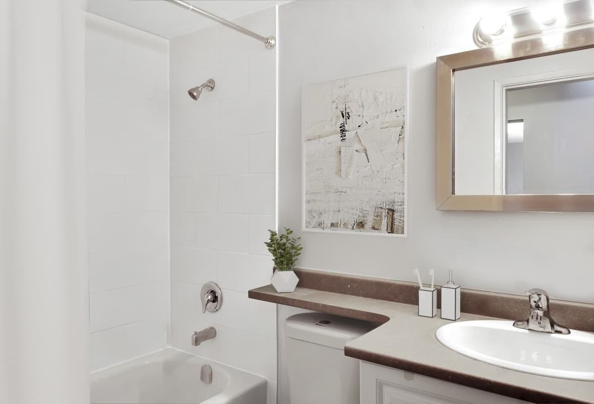 Sydney Place Apartments - Photo 7 of 50