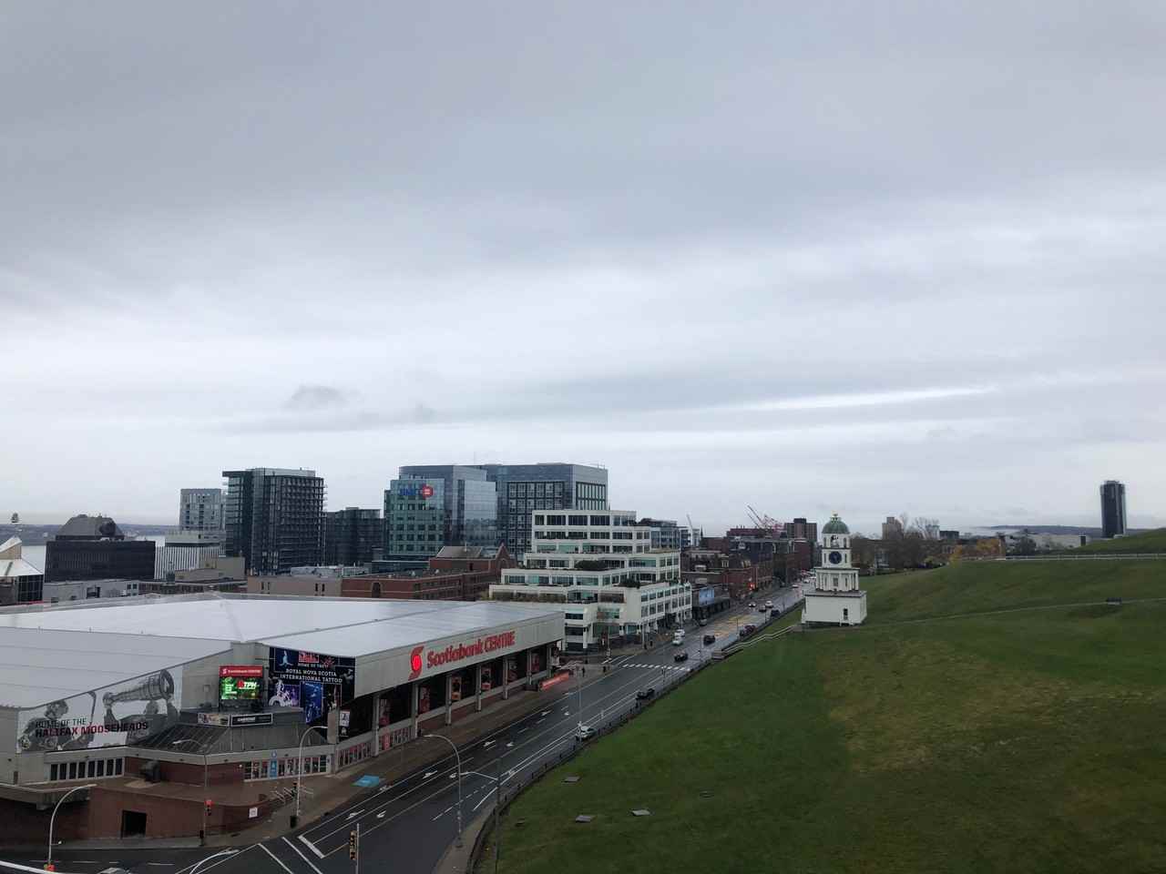 The Pearl Apartments - Photo 5 of 37