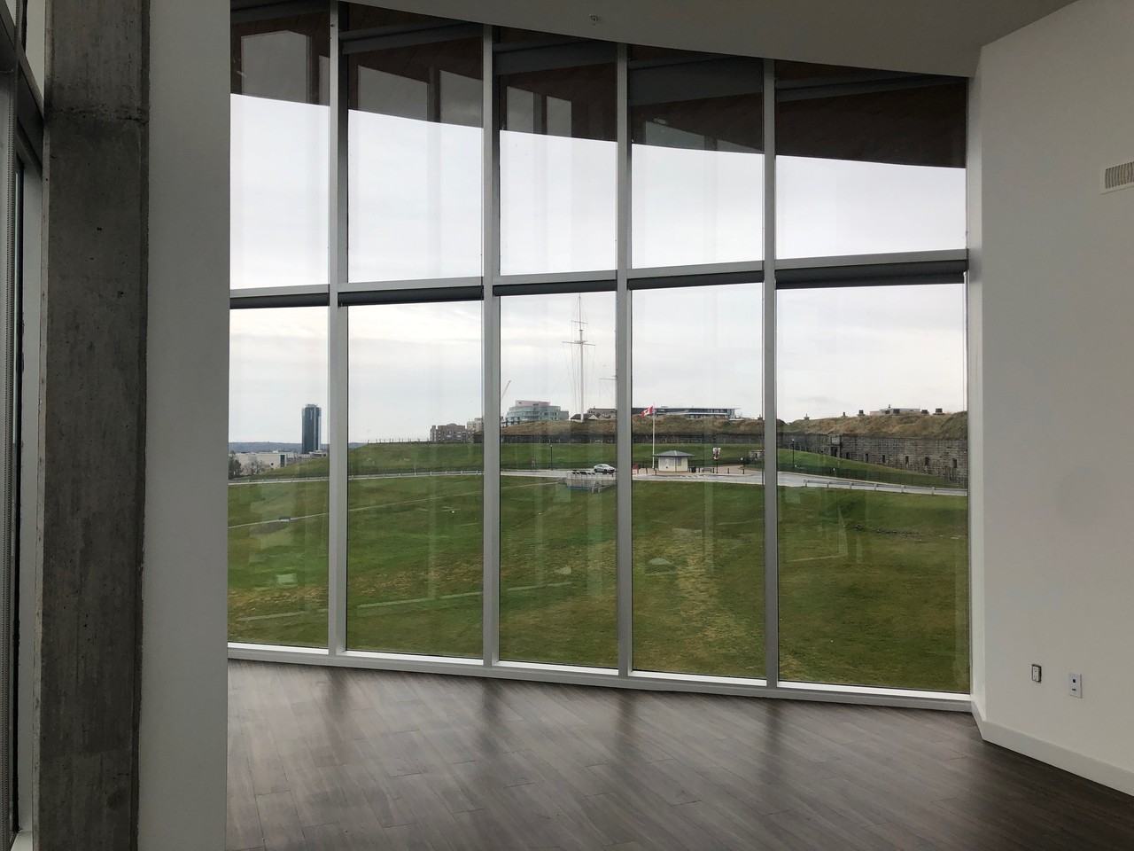 The Pearl Apartments - Photo 7 of 37