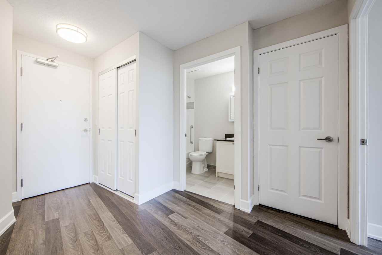 Beech Grove Suites - Photo 6 of 12