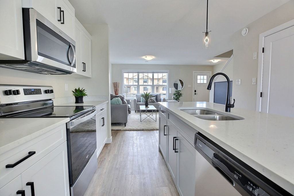 Henley Heights - Photo 4 of 50