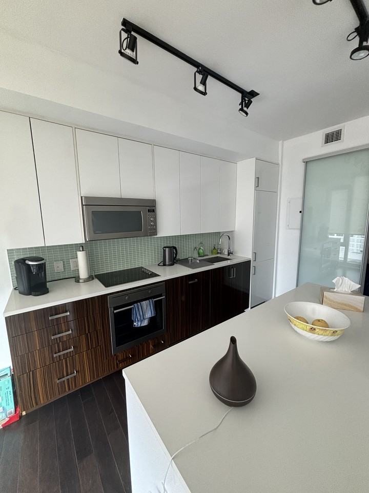 SoHo Lisgar - Photo 7 of 21