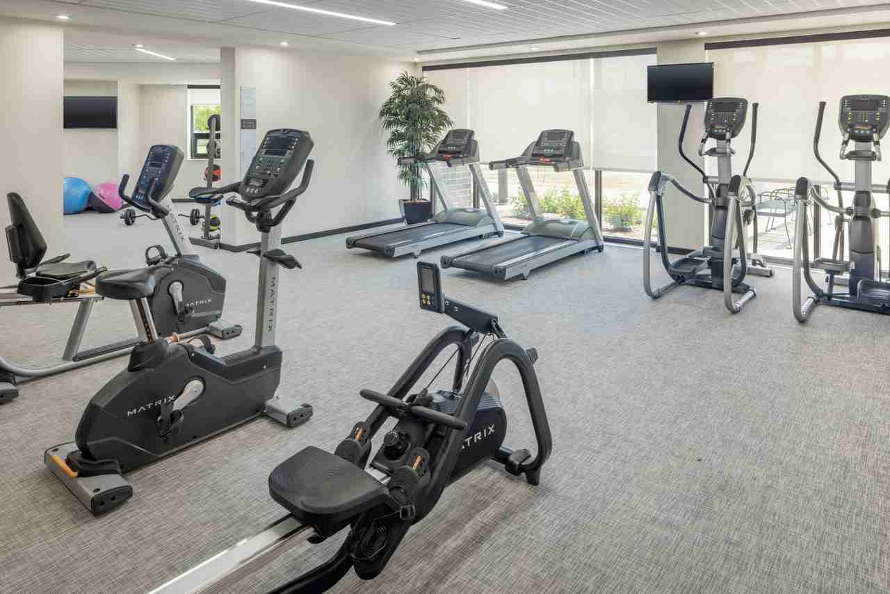 The Kortyard Apartments - Photo 6 of 26