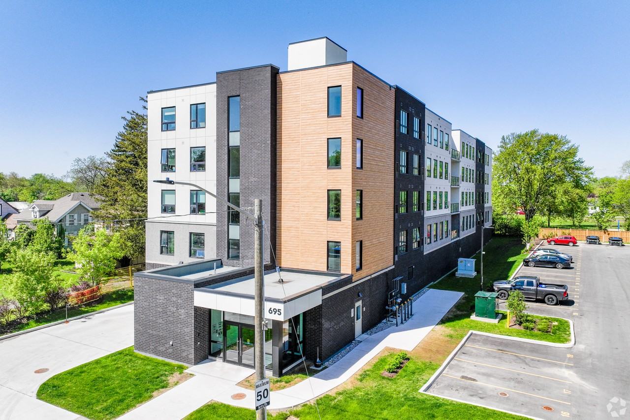 695 and 699 Niagara - Photo 2 of 50