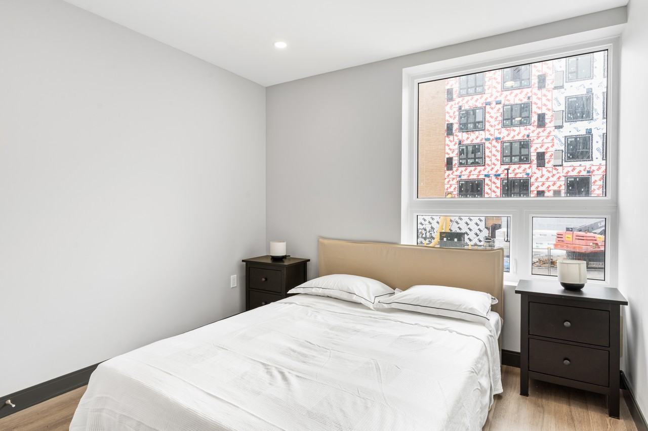 695 and 699 Niagara - Photo 6 of 50