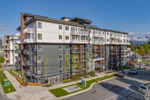 featured image of 750 Robinson St