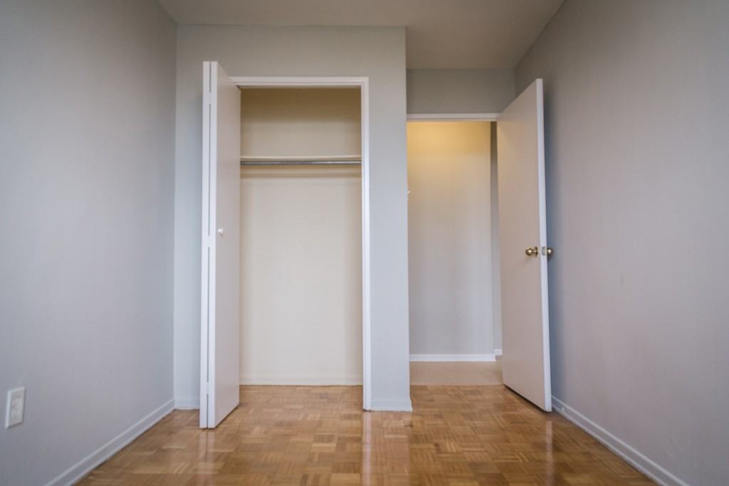 Apartment for rent at 2247 Hurontario Street - Photo 4 of 22