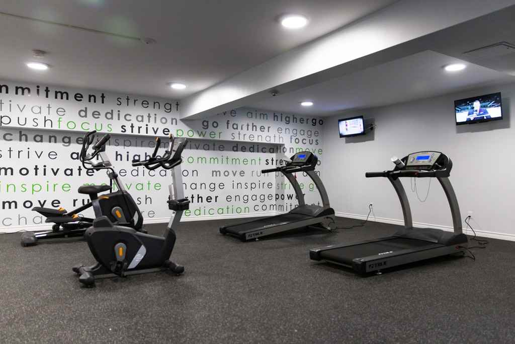 Apartment for rent at 1407 Royal York Road - Photo 4 of 38