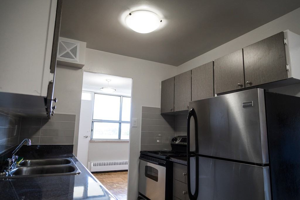 Apartment for rent at 20 Antrim Crescent - Photo 7 of 13