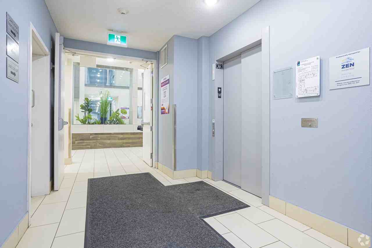 Skyview Apartments - Photo 6 of 43