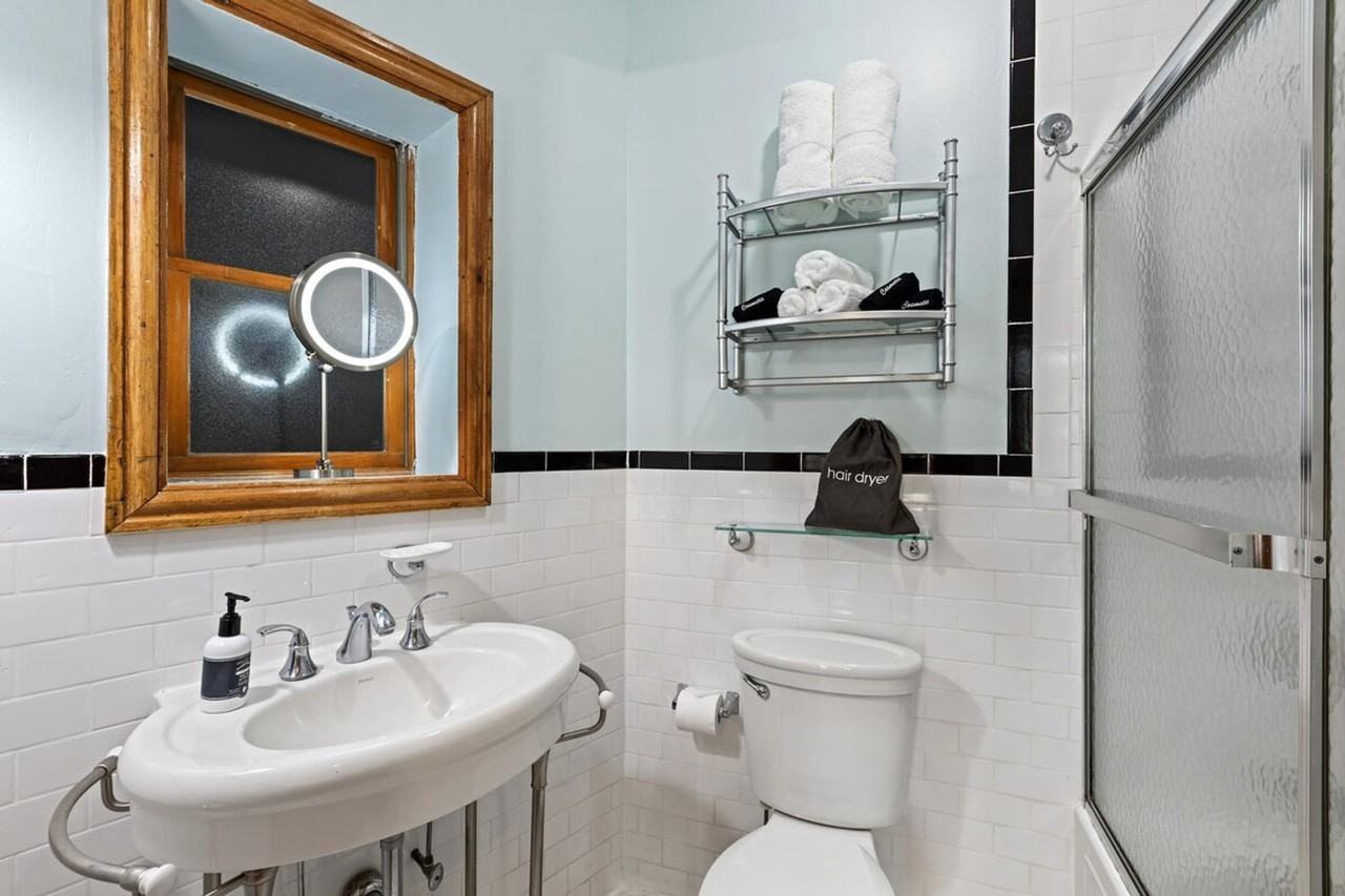 92 Ludlow St #1285735P - Photo 3 of 5