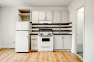 539 Prince-Arthur west - Photo 1 of 1