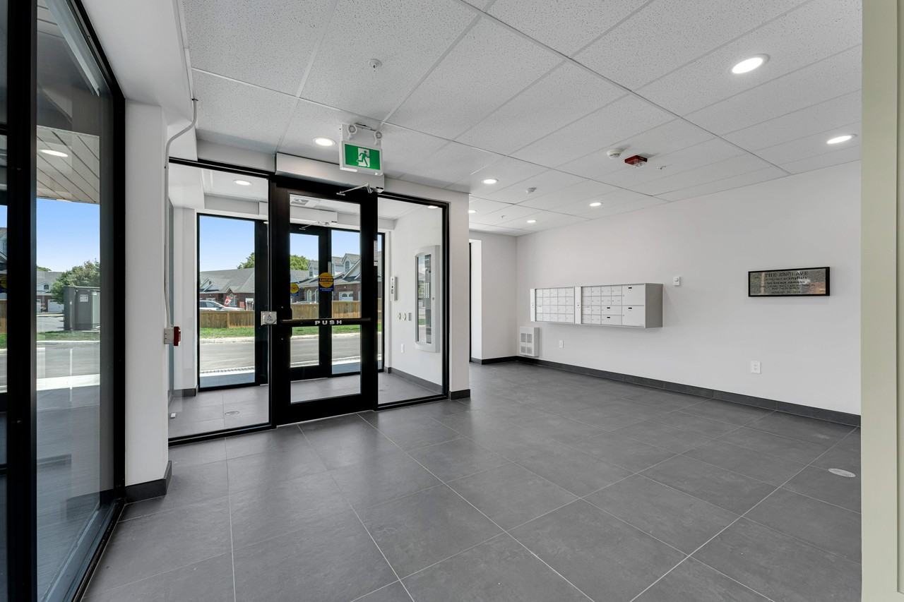 The Enclave - Photo 7 of 19