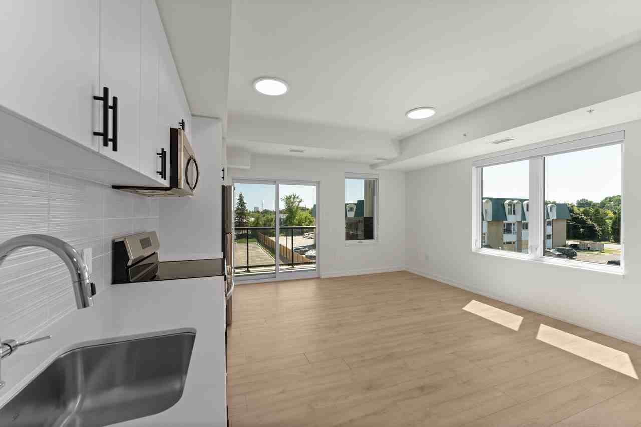 The Enclave - Photo 5 of 19