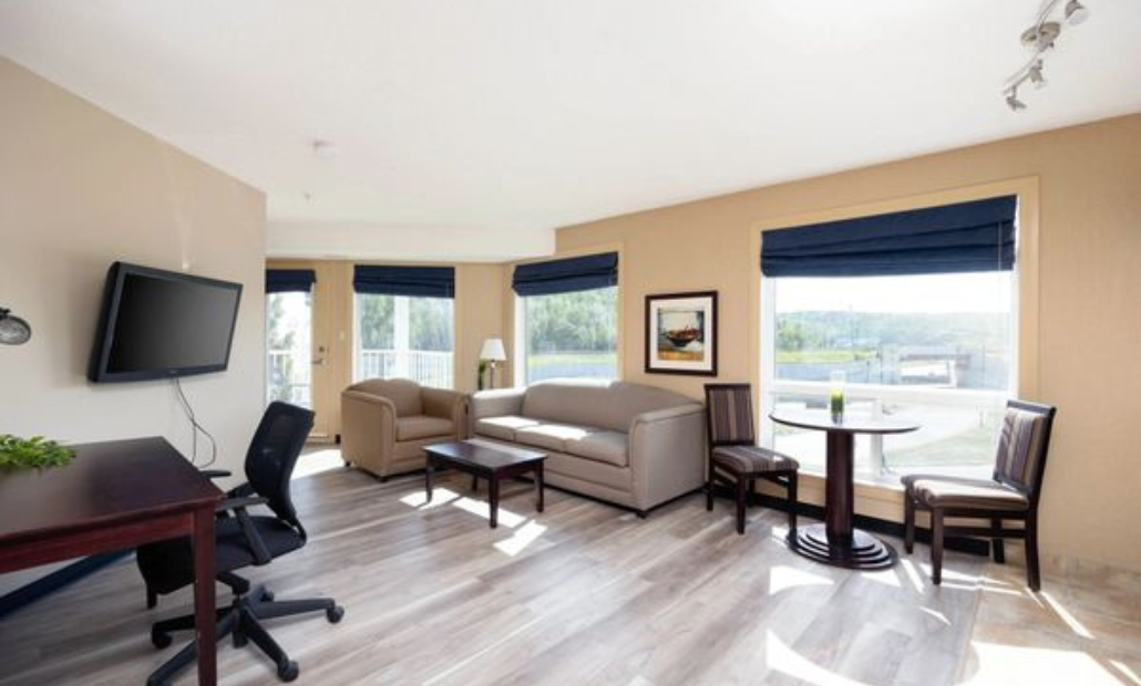 Franklin Suites - Photo 3 of 22