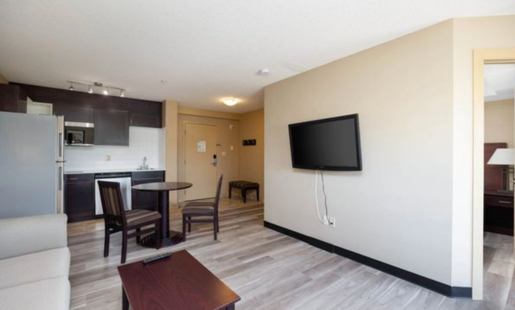 Franklin Suites - Photo 4 of 22