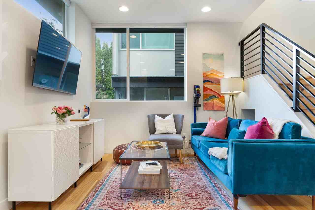 71D W Dravus St #1035898P - Photo 4 of 47