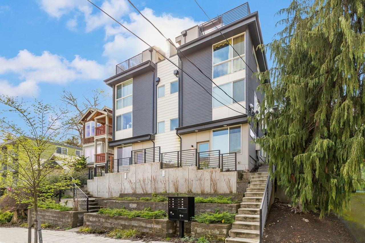 71D W Dravus St #1035898P - Photo 6 of 47